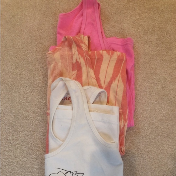 BUNDLE: J. CREW TANK TOPS - Picture 2 of 7